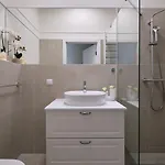 River Premium شقة