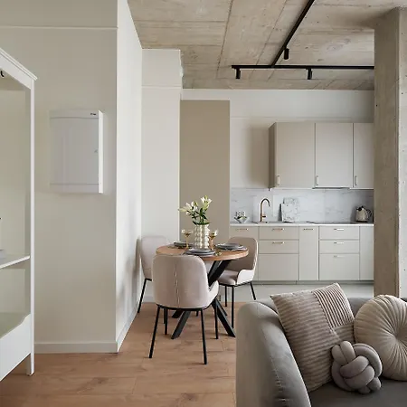 River Premium ורוצלב