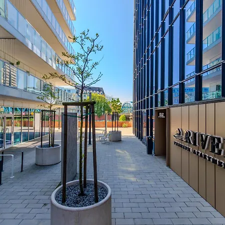 River Premium ורוצלב